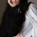 Porträtfoto einer jungen Leserin